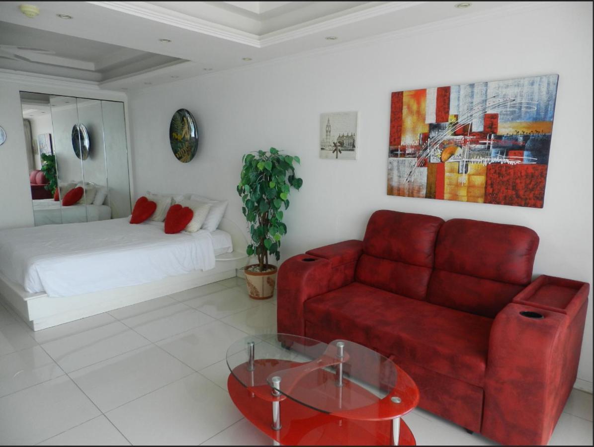 Jomtien Plaza Condotel Extérieur photo