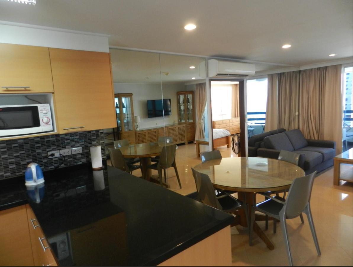Jomtien Plaza Condotel Extérieur photo