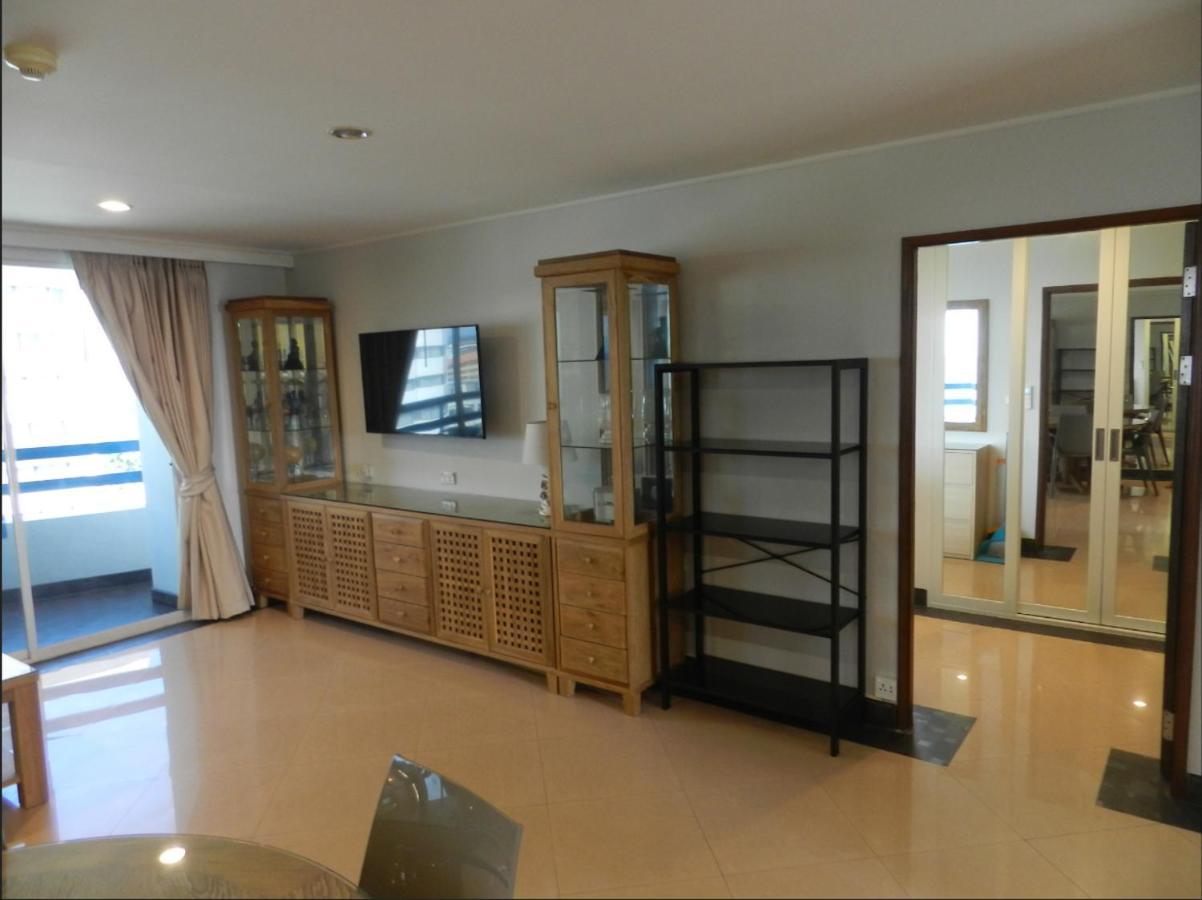 Jomtien Plaza Condotel Extérieur photo