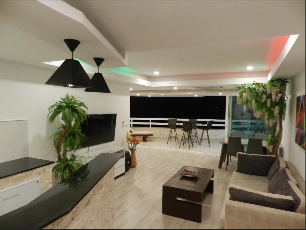 Jomtien Plaza Condotel Extérieur photo