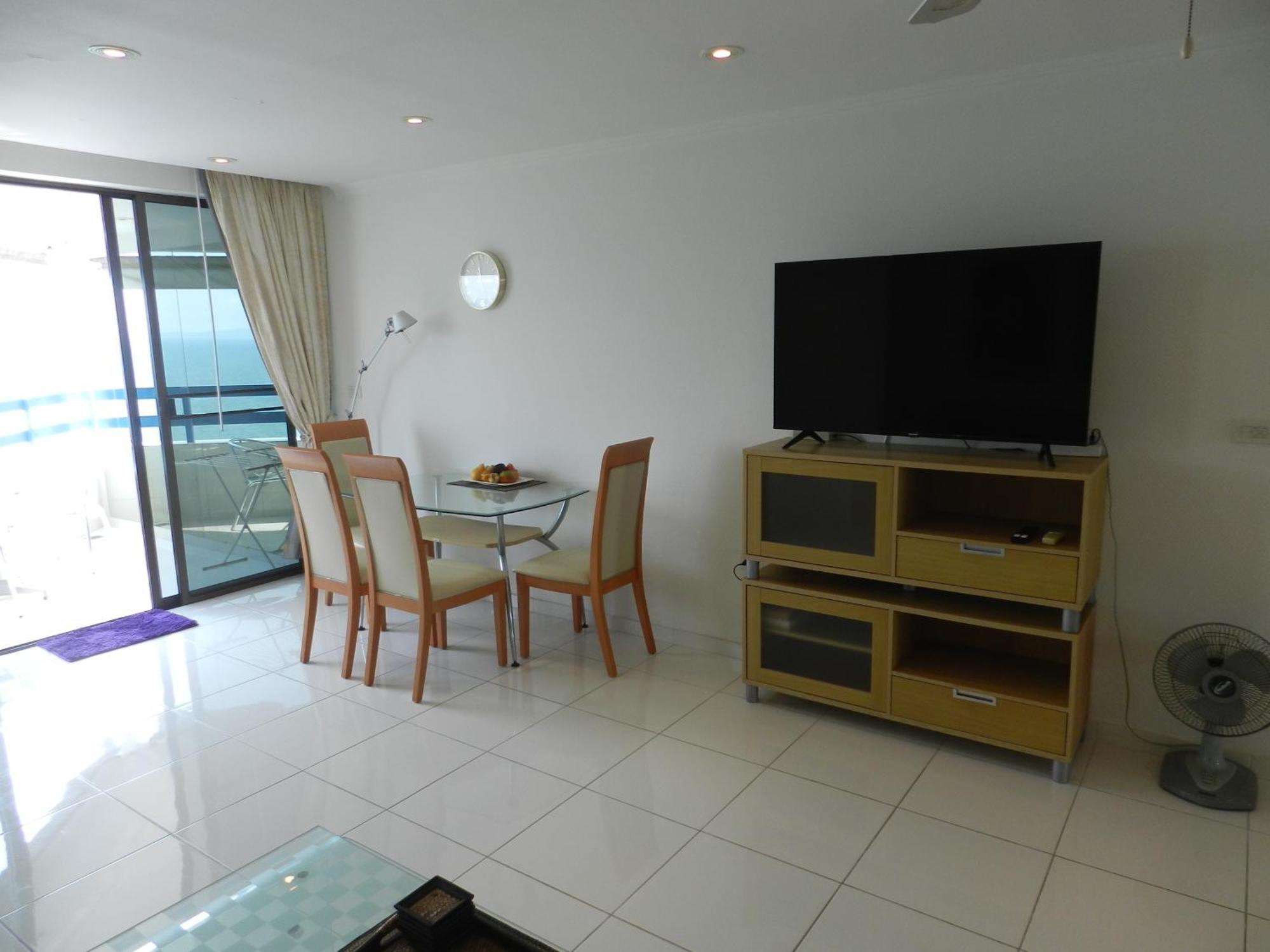 Jomtien Plaza Condotel Extérieur photo
