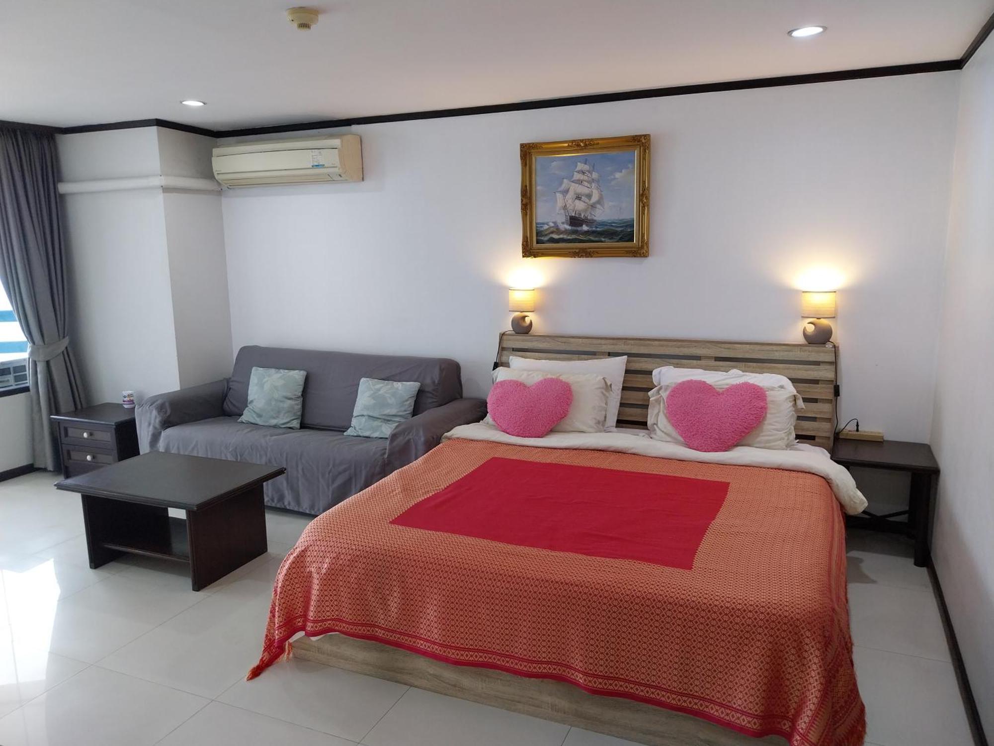 Jomtien Plaza Condotel Chambre photo